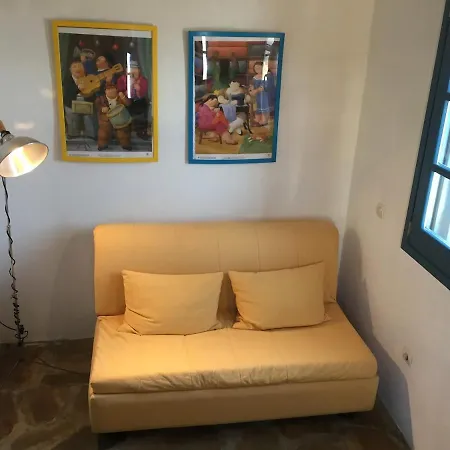 Apartment Wonderful Maisonette By The Sea In Kea